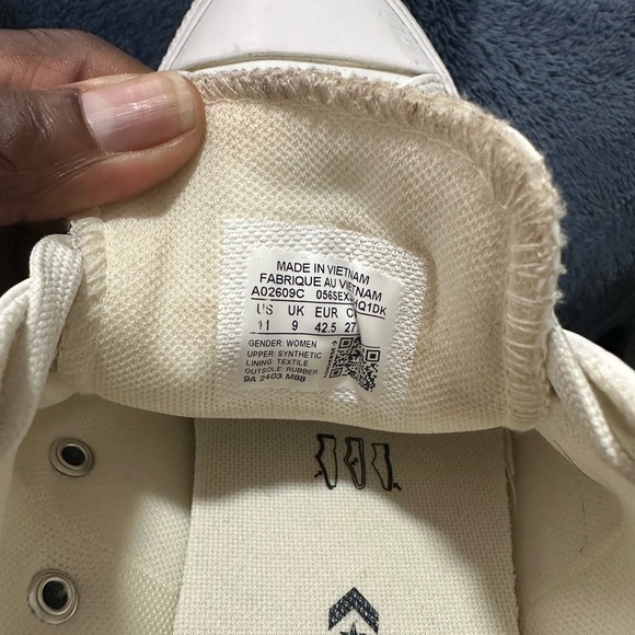 Converse White Leather Sneakers•NWOT - Picture 9 of 9